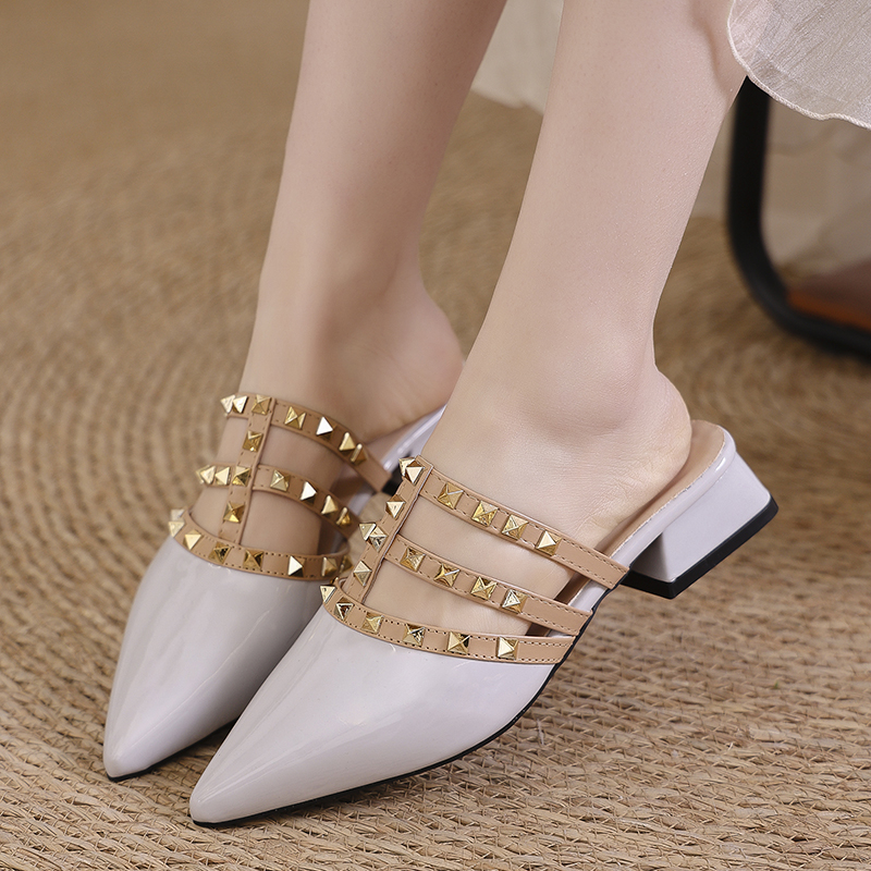 Patent Leather Pointed Toe Hal - Pointed Toe Flat ulasan dan harga
